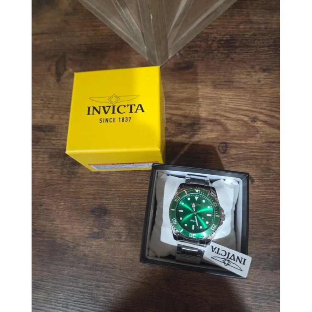 NIB Invicta Pro Diver Men's Watch 69403 - Emerald Green Dial Stainless Steel